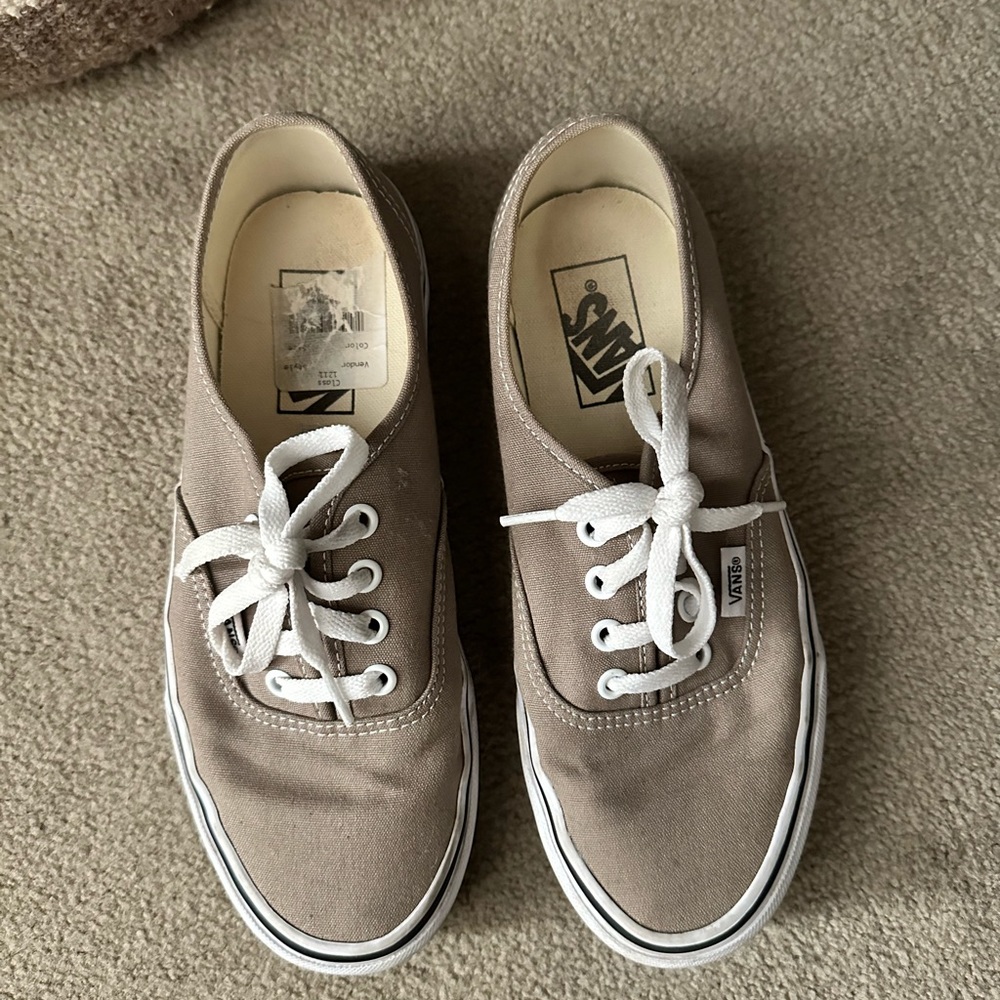 Basically New Vans Authentic Shoe - image 6